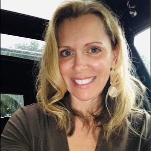 Meet your Posher, Robin